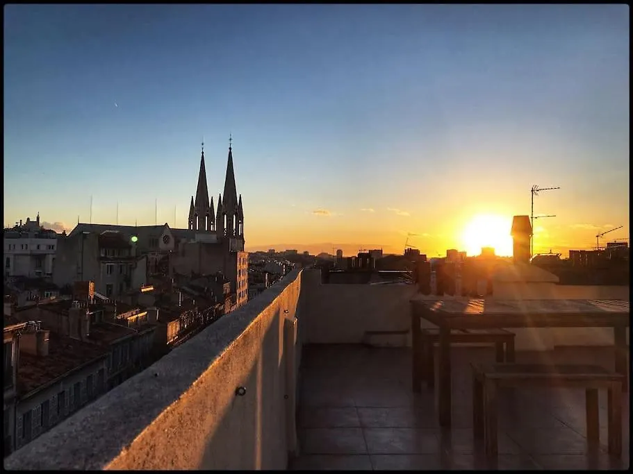 Tres Agreable T2 - Lumineux-Toit Terrasse-Centre Apartment Marseille 0*,  France
